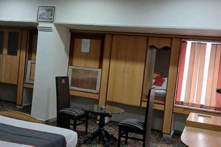 Room 16 of 31