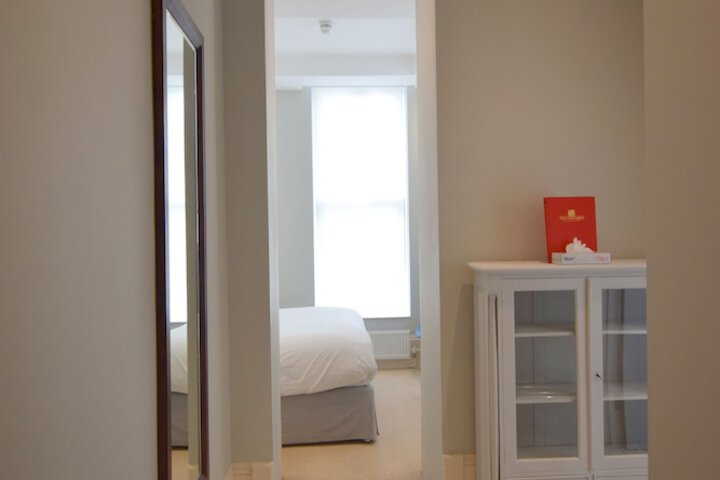 Room 22 of 112