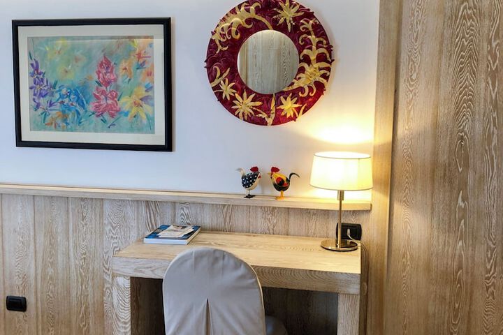 Room 69 of 132
