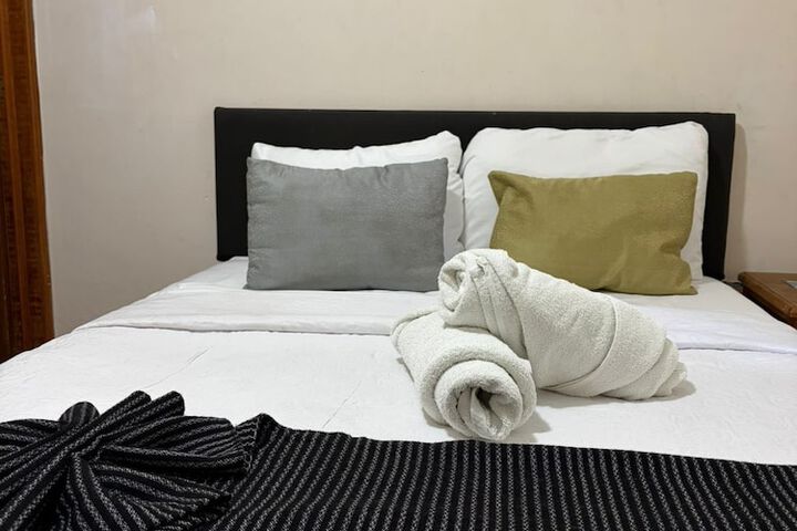 Room 122 of 242