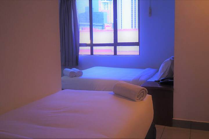 Room 30 of 52