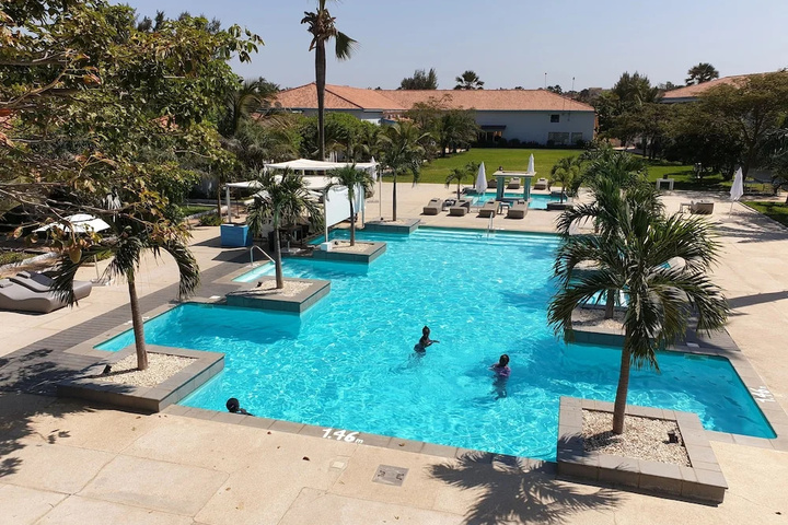 Pool 14 of 35