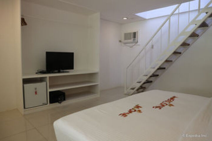 Room 16 of 50