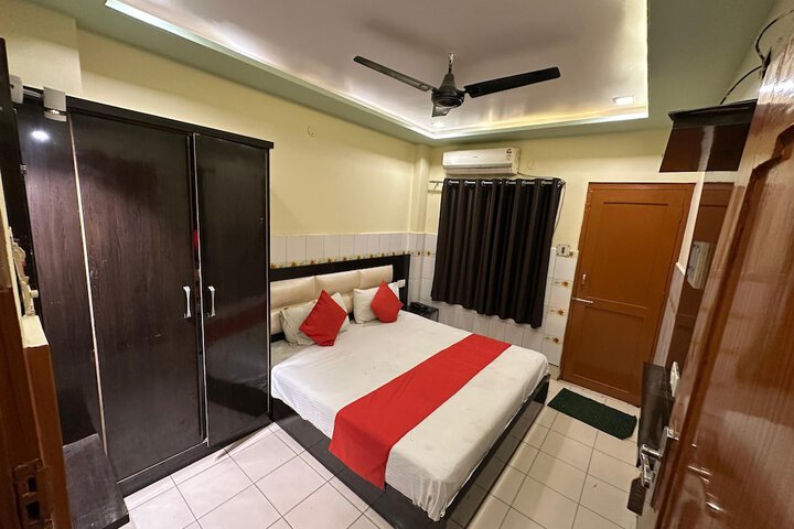 Room 10 of 27