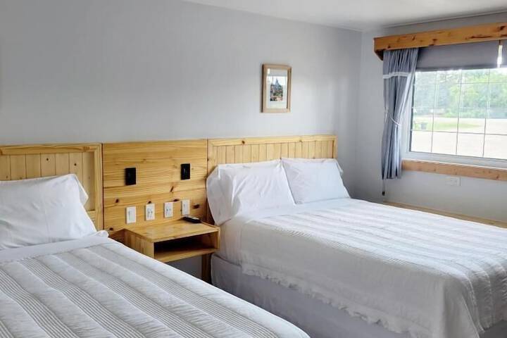 Room 3 of 25