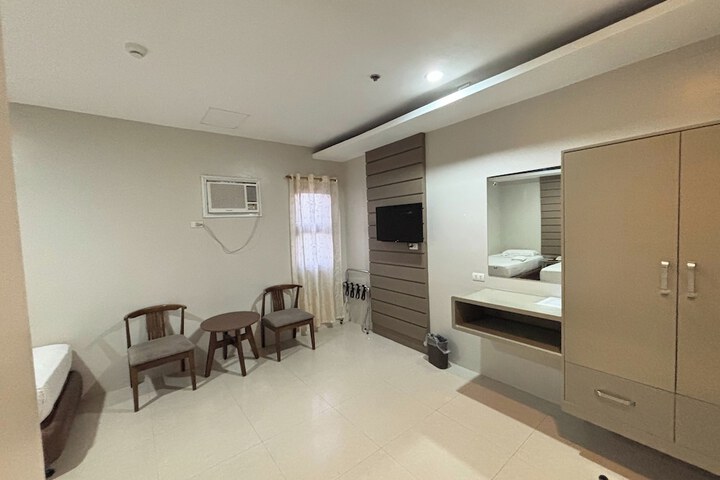 Room 49 of 96