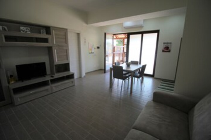 Room 8 of 26