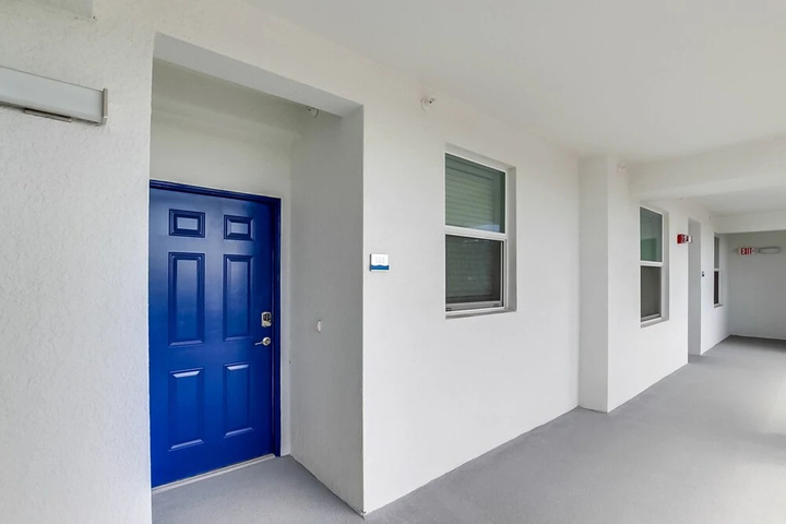 Room 11 of 25