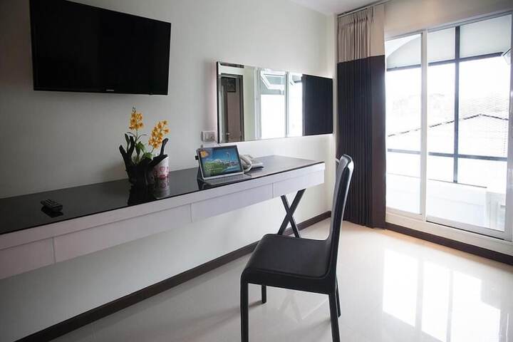 Room 14 of 34