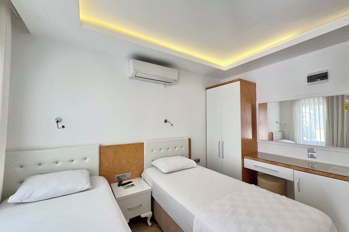 Room 54 of 108