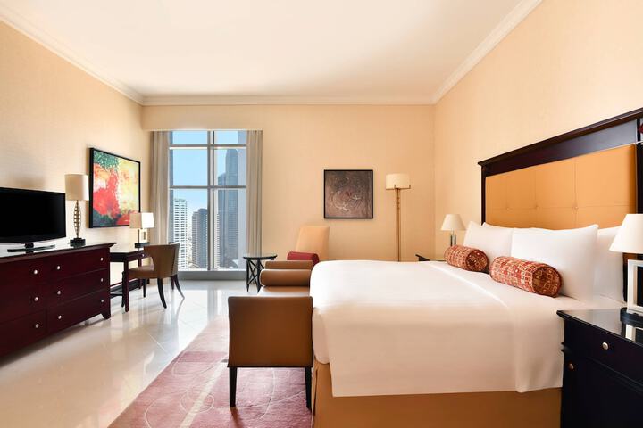 Room 26 of 181
