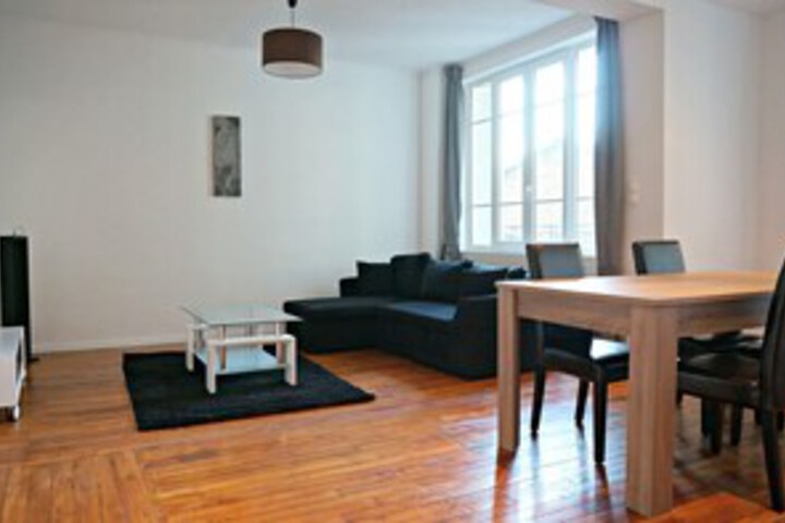 Room 4 of 15