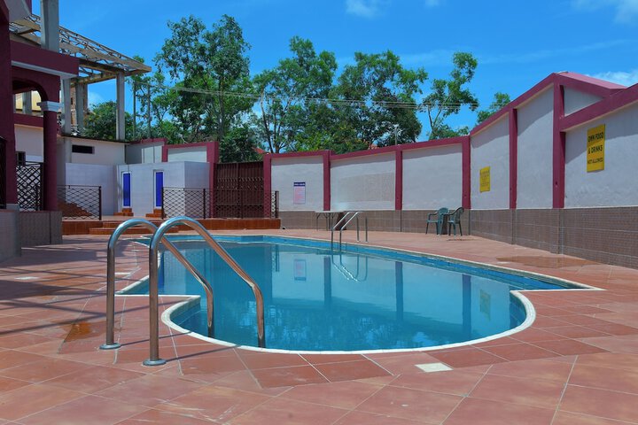 Pool 48 of 62