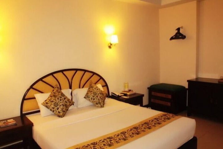 Room 7 of 29