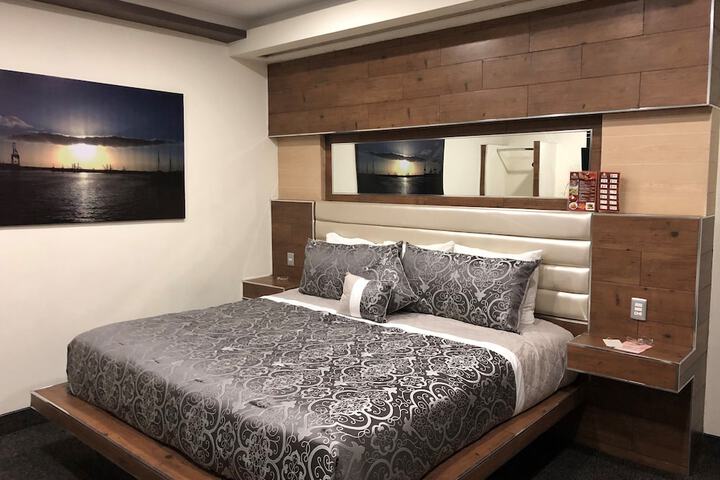 Room 3 of 58