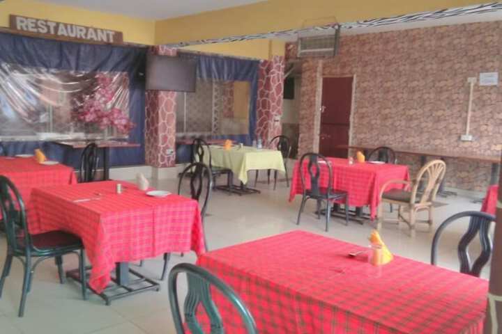 Dining 44 of 64