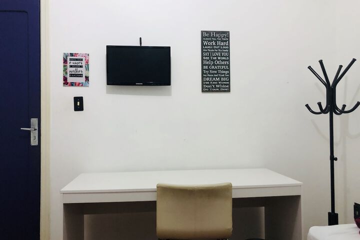 Room 13 of 29