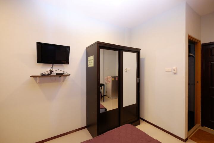 Room 17 of 20