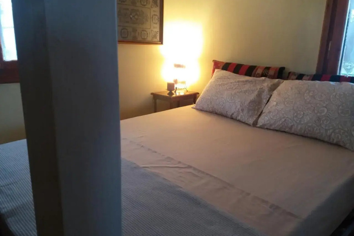 Room 4 of 15
