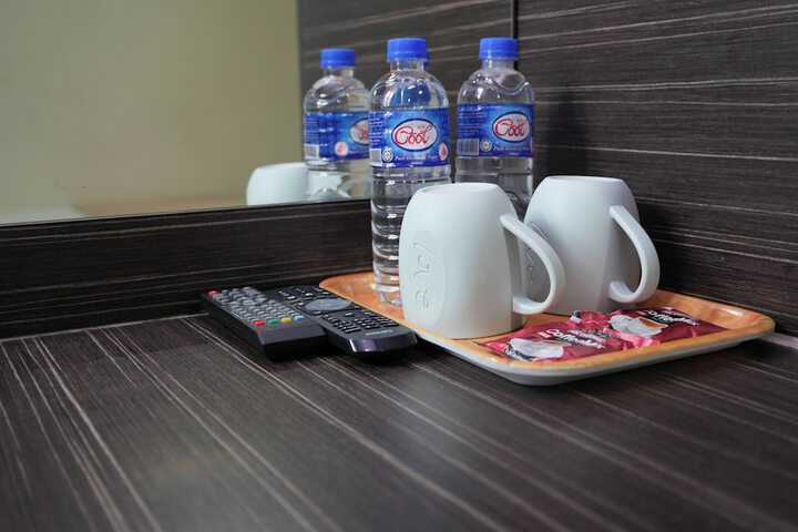 Room 6 of 43