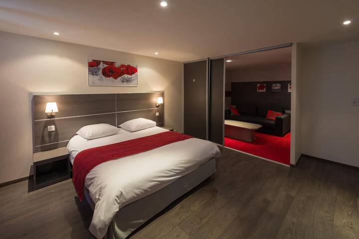 Room 17 of 52