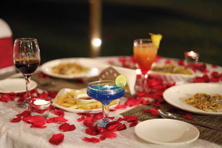 Dining 40 of 86