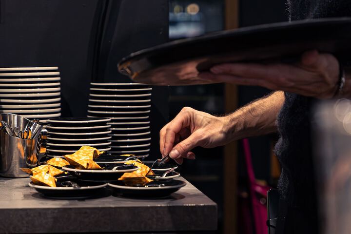 Dining 54 of 91