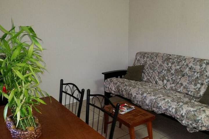 Room 8 of 35