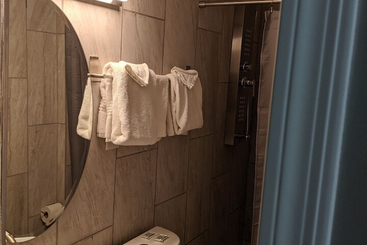 Room 20 of 35