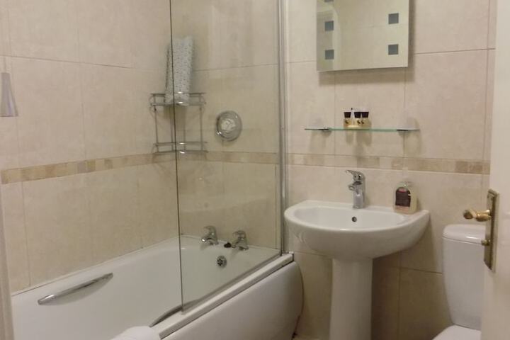 Room 3 of 13