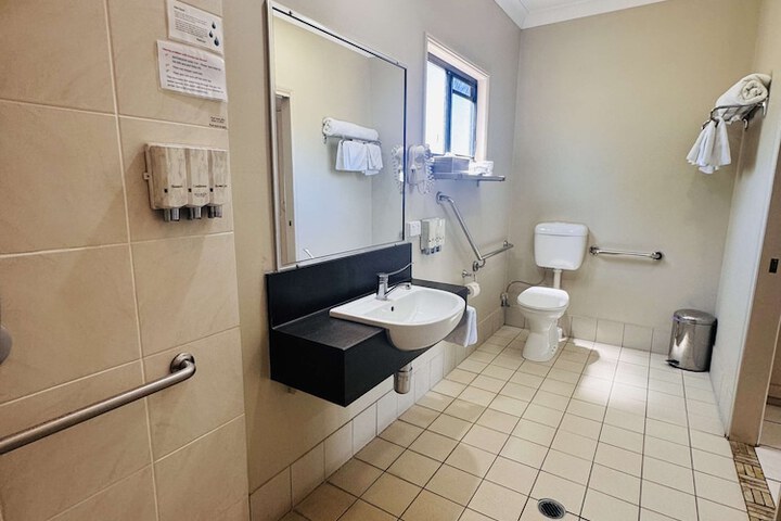 Room 5 of 46