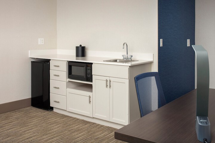 Room 14 of 40