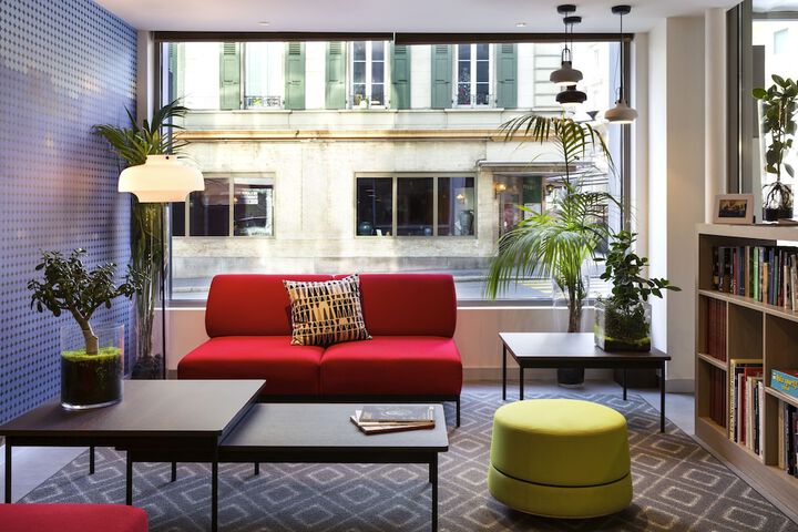 Guest Lobby