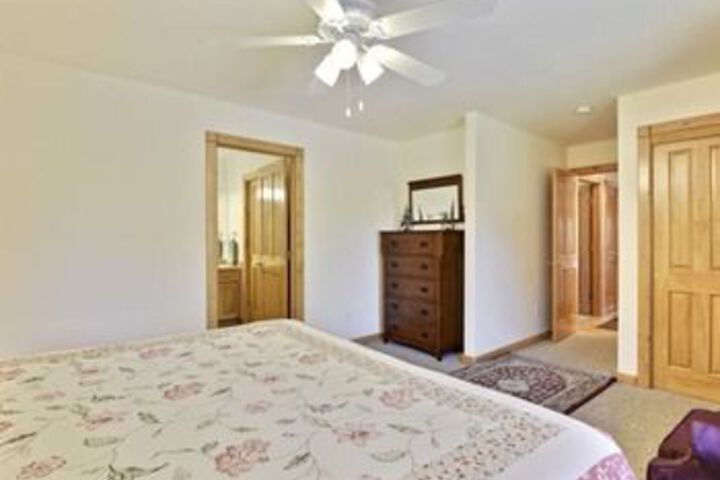 Room 13 of 45