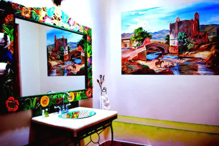 Room 14 of 22