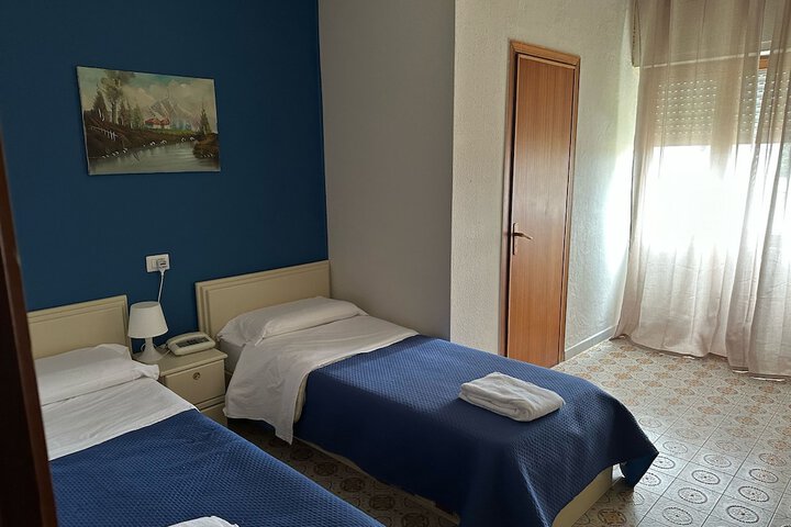 Room 20 of 48