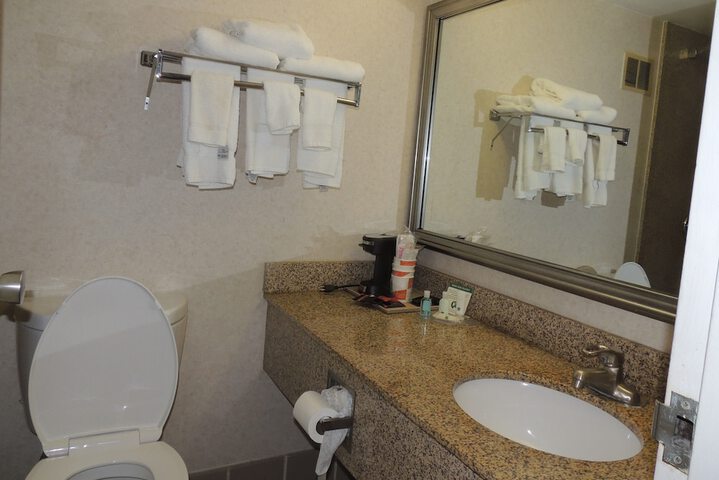 Bathroom amenities