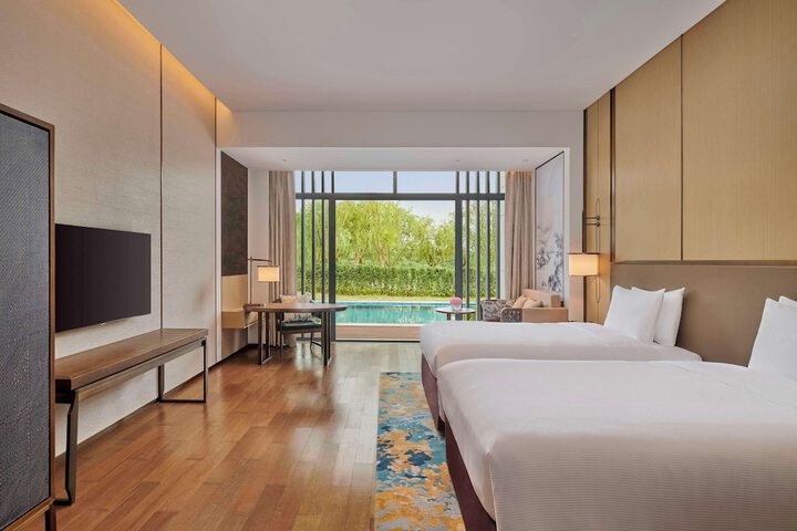 Room 21 of 82