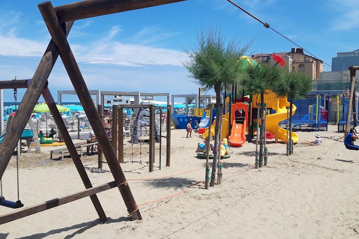Children's play area - outdoor