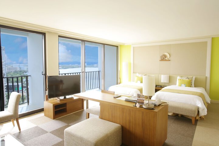 Room 30 of 130