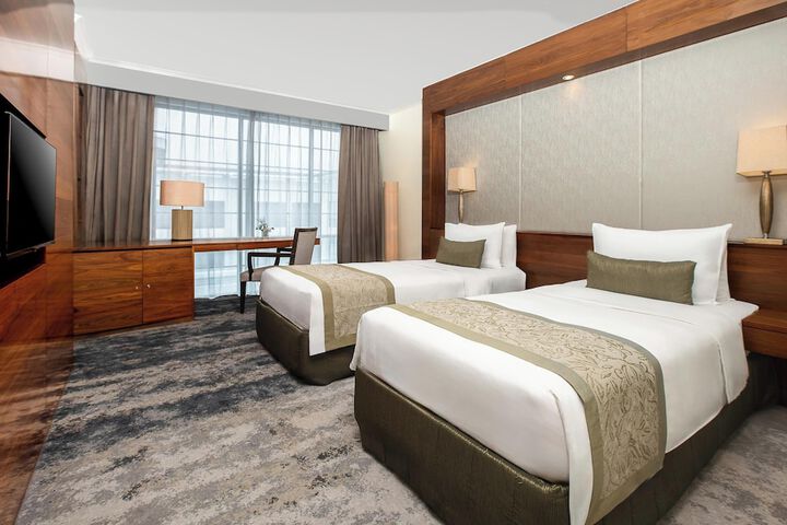 Room 21 of 77