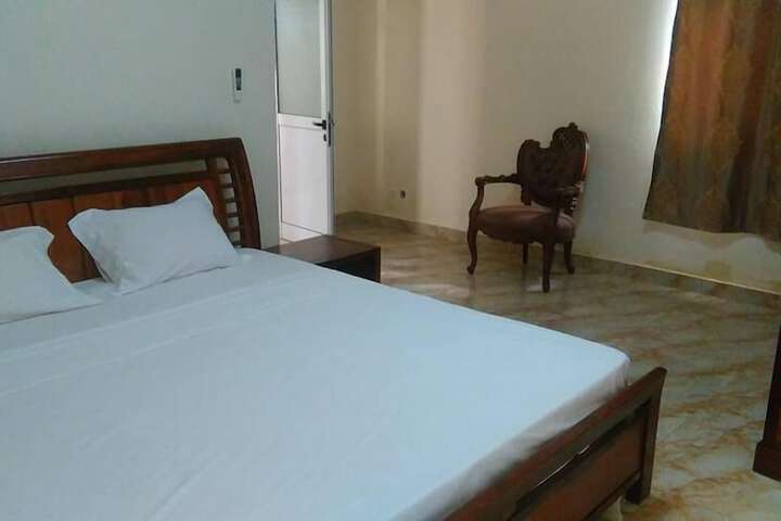 Room 29 of 32