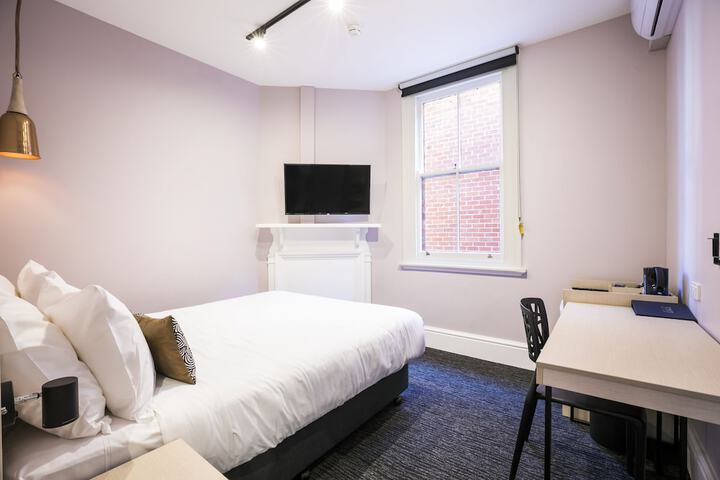 Room 20 of 61