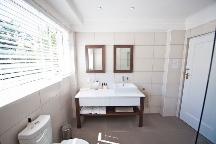 Clean Restrooms