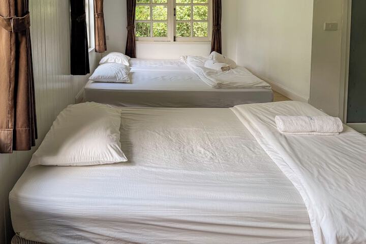 Room 29 of 74