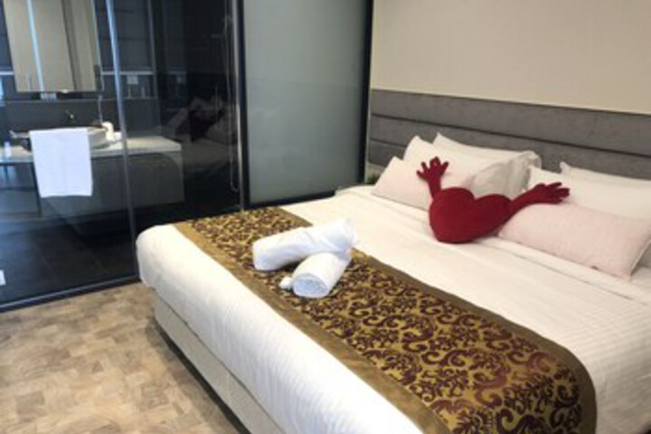 Room 43 of 58
