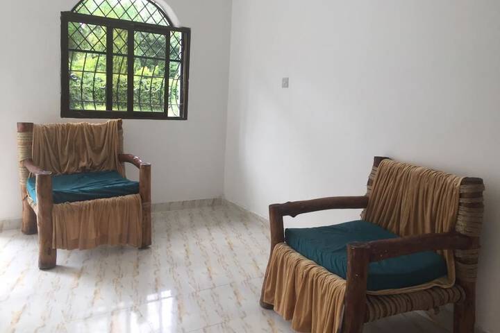 Room 8 of 21