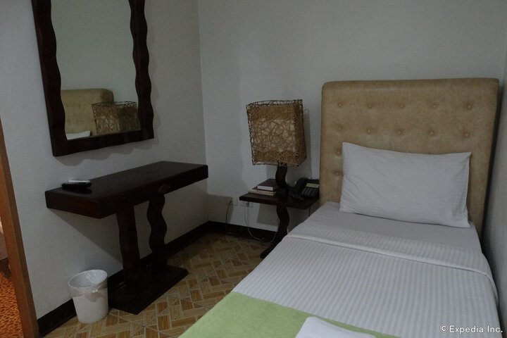 Room 18 of 46