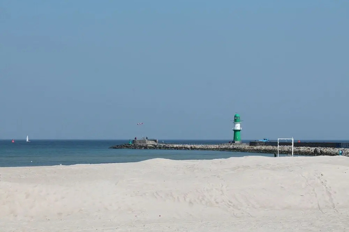 Beach 14 of 20