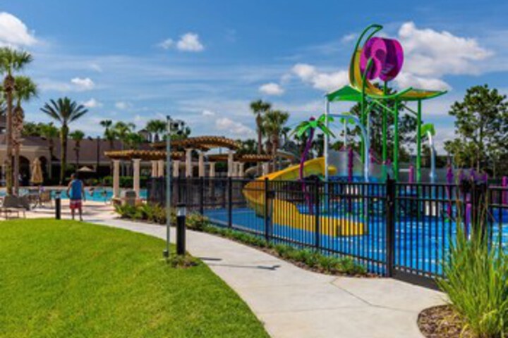 Pool 52 of 302